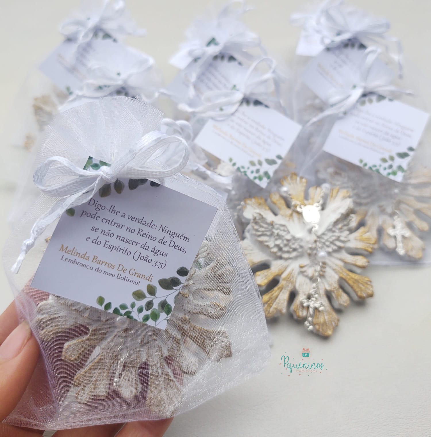 Lembrancinha de Batizado - Divino Espírito Santo Dourado - Imagem 4